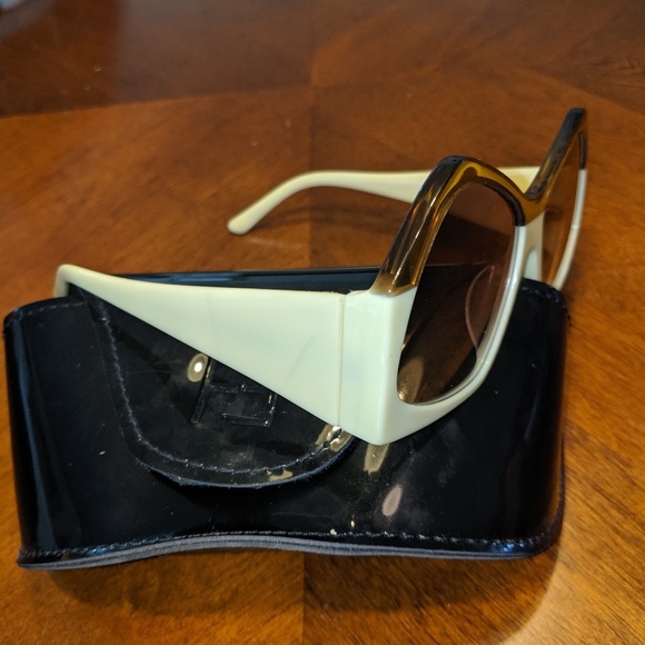 Fendi shades AUTHENTIC